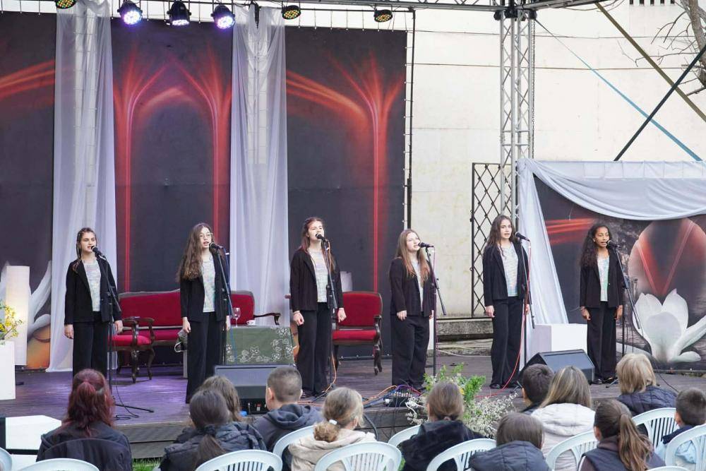 Вокална група 